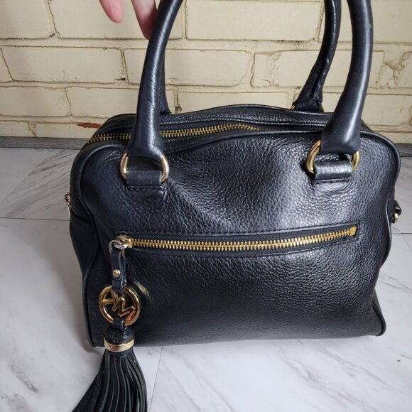 Michael Kors Knox Black Leather Shoulder Bag Handbag Purse - Picture 4 of 13